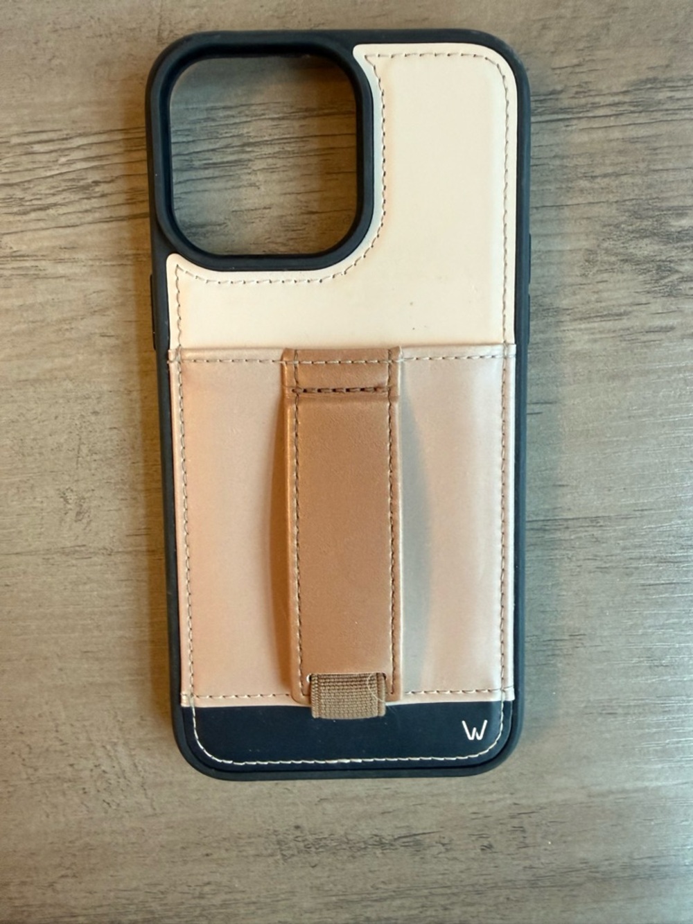 Wrist Strap Card Phone Case in Tan & Cream